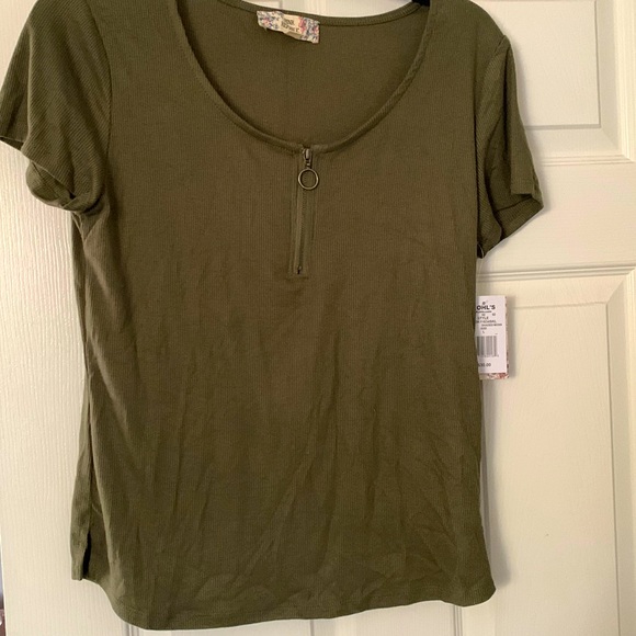 Army green half zipper T-shirt size large - Picture 1 of 1